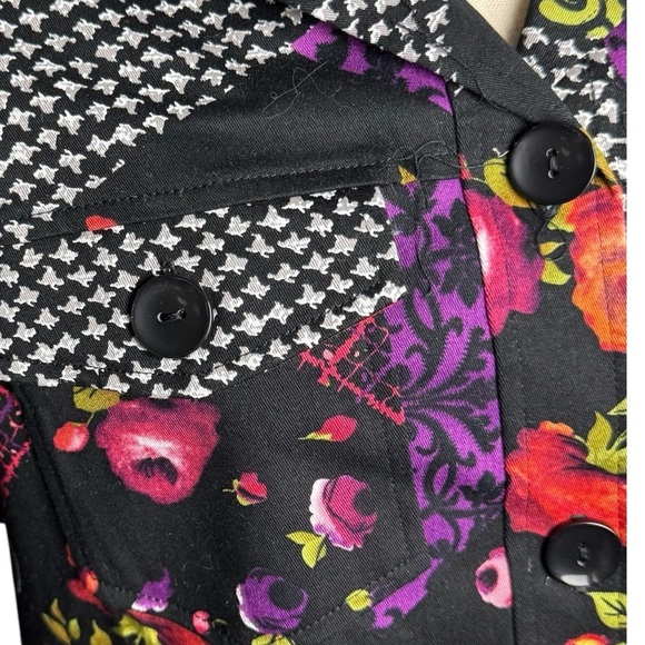 Drapers & Damon’s floral mixed media  artsy button down jacket S NWOT - Picture 3 of 8